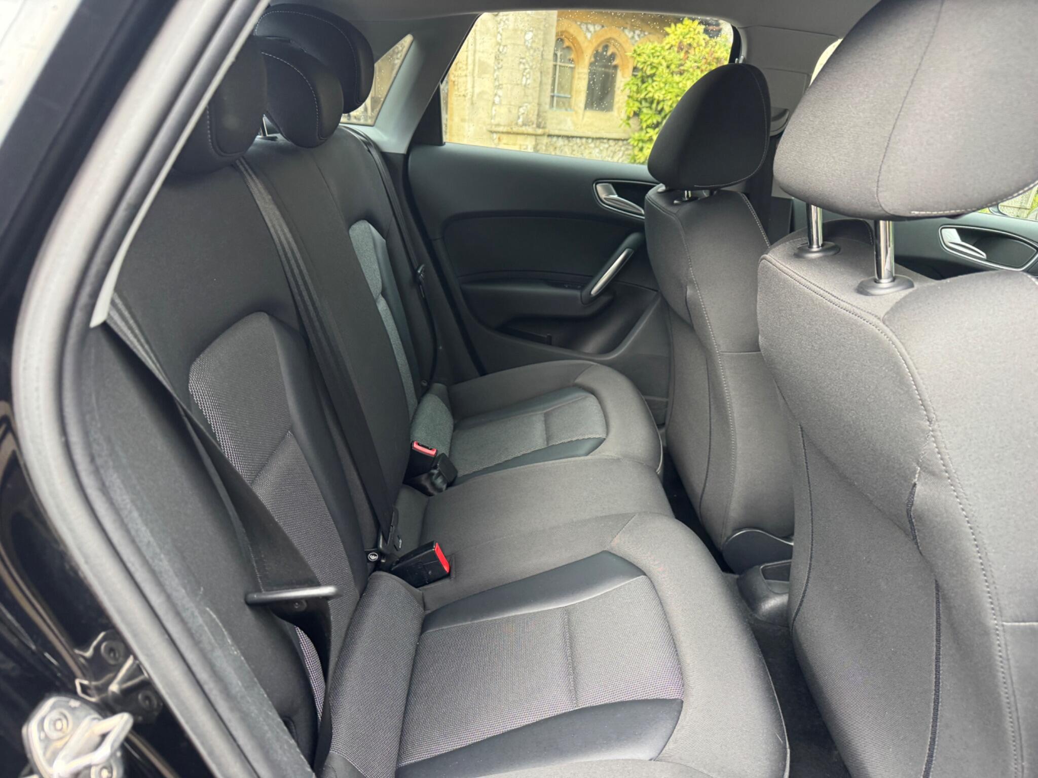 Audi A1 view 34