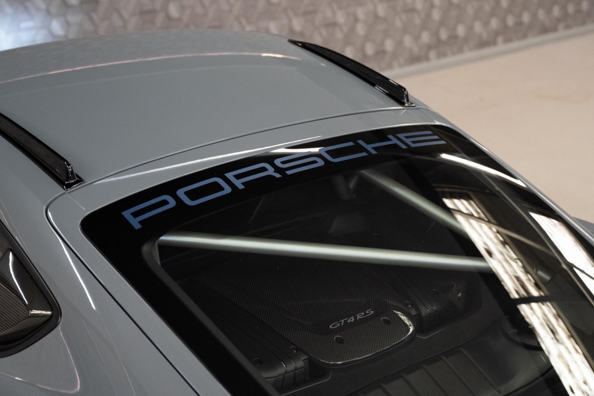 Porsche Cayman view 83