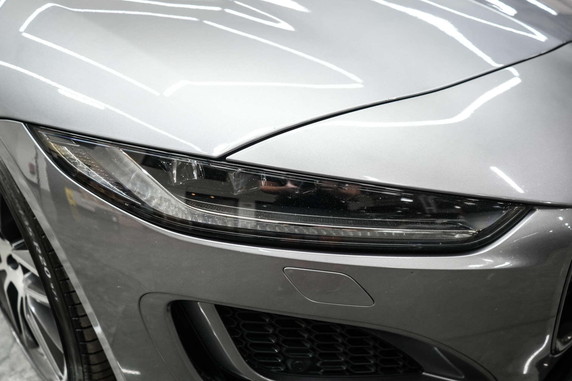 Jaguar F-Type view 6