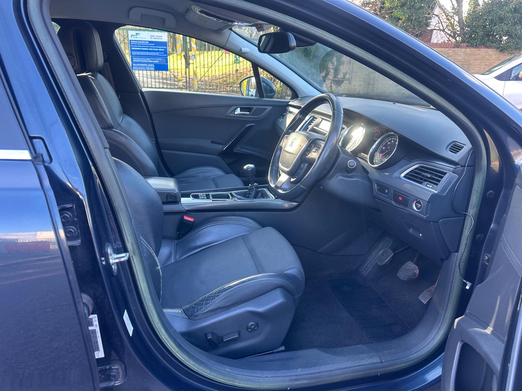 2012 Peugeot 508 image 12