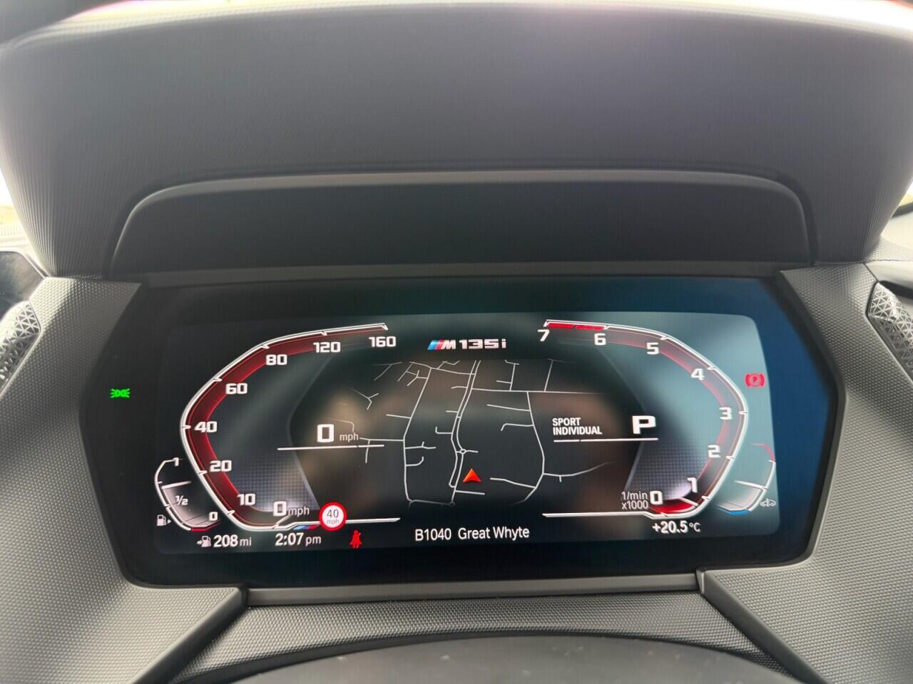 BMW 1 Series view 27