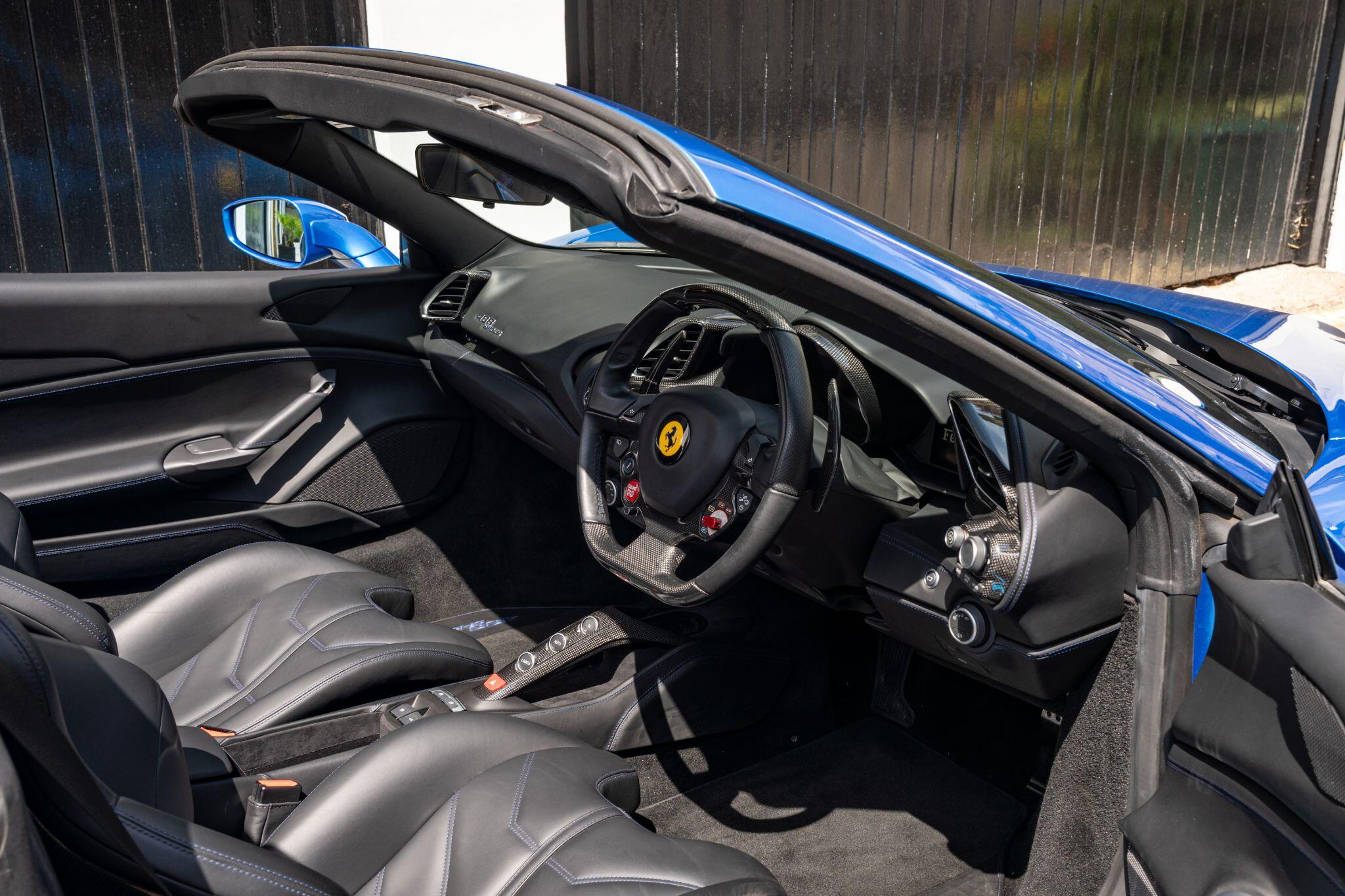 Ferrari 488 view 23