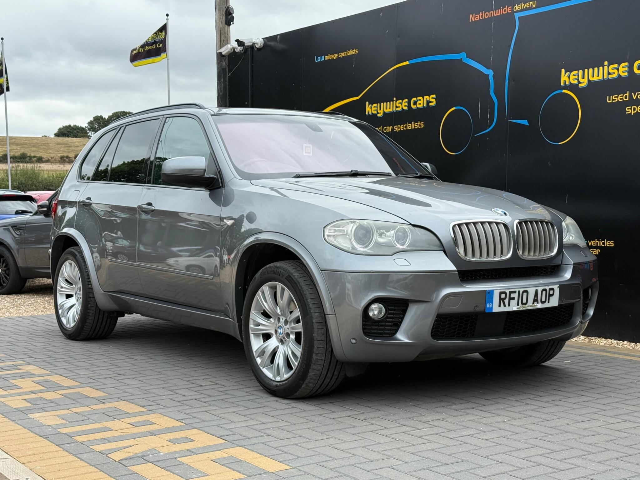 BMW X5 view 9