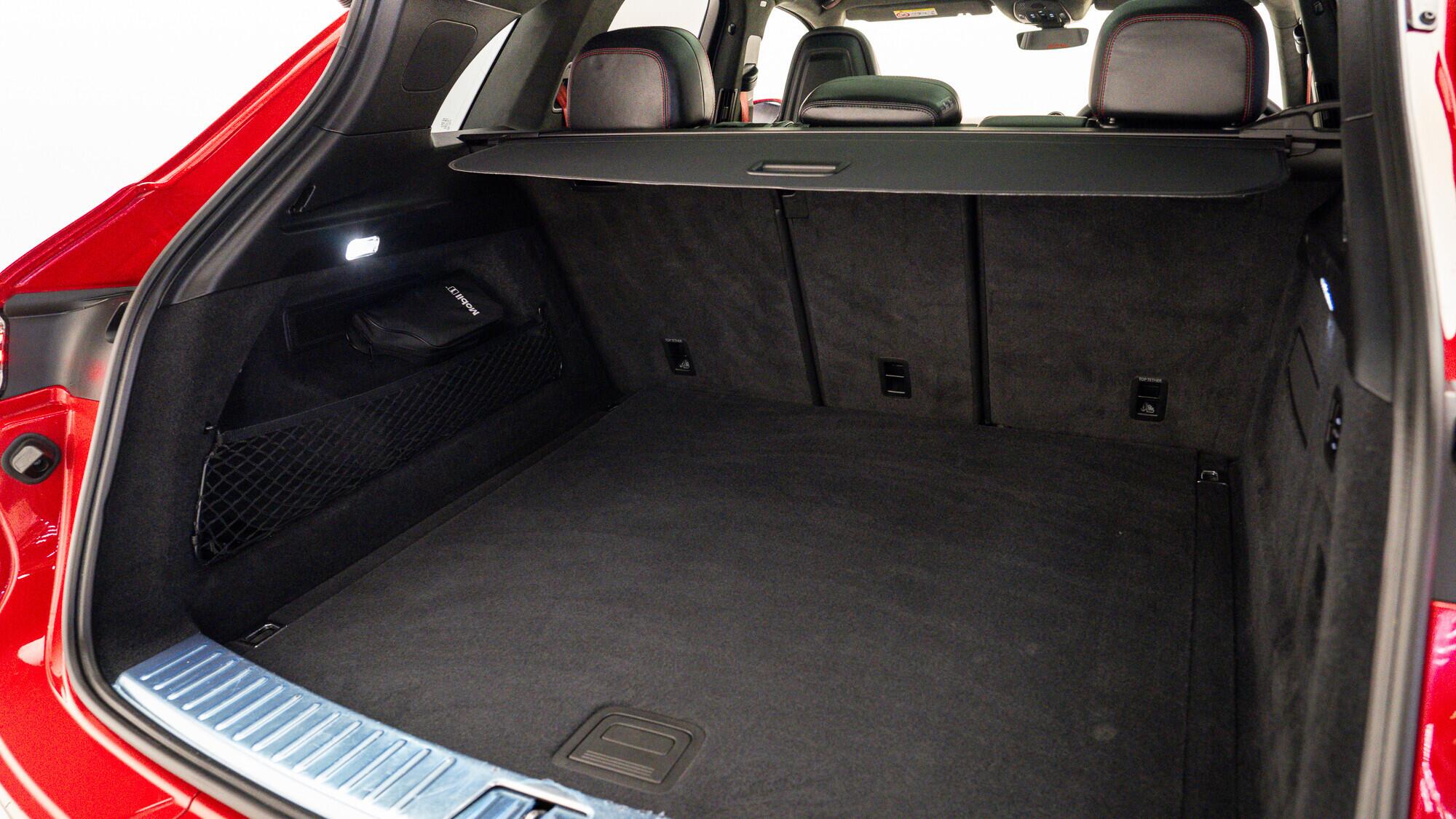 Porsche Cayenne view 55