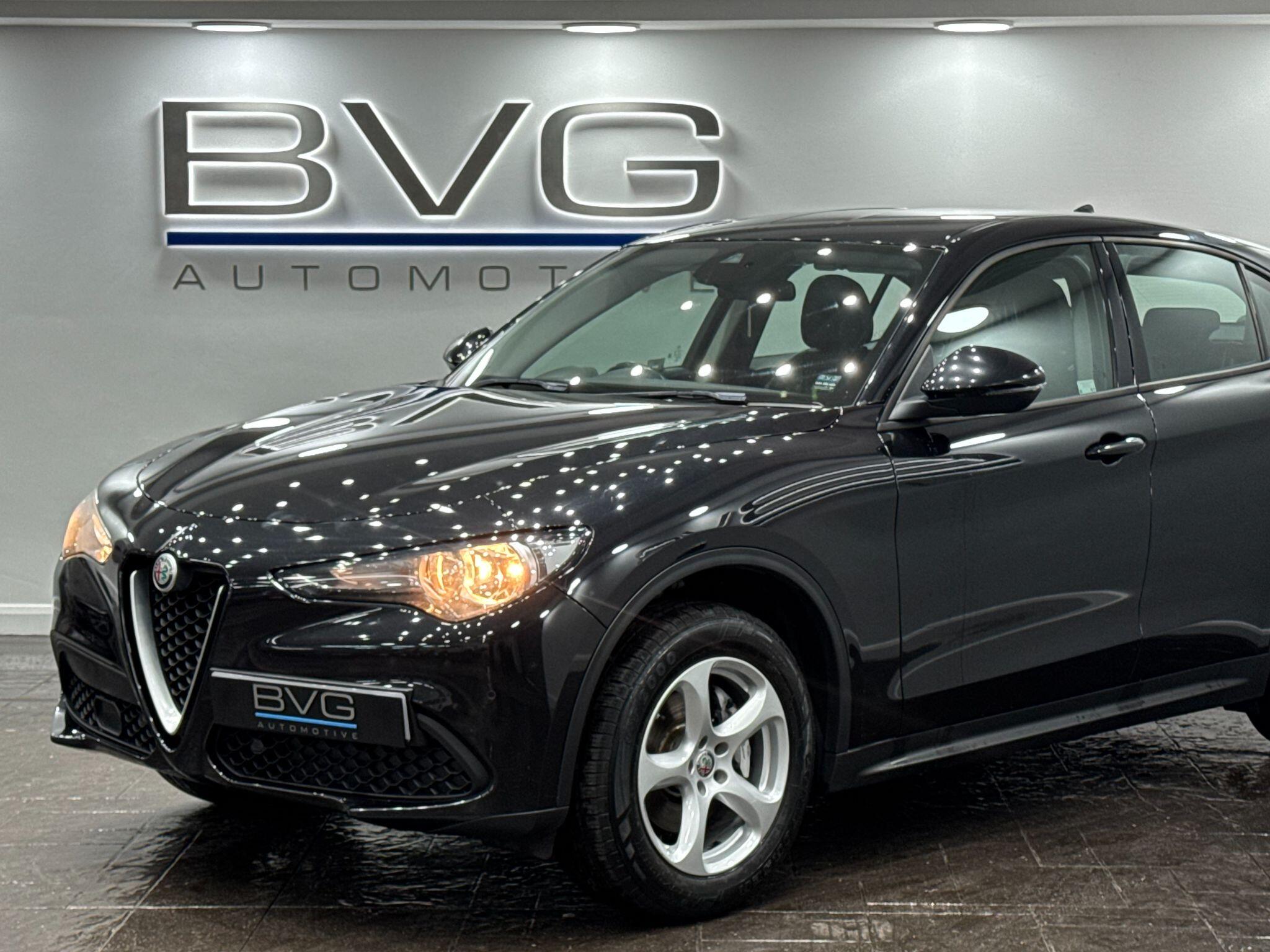 Alfa Romeo Stelvio view 13