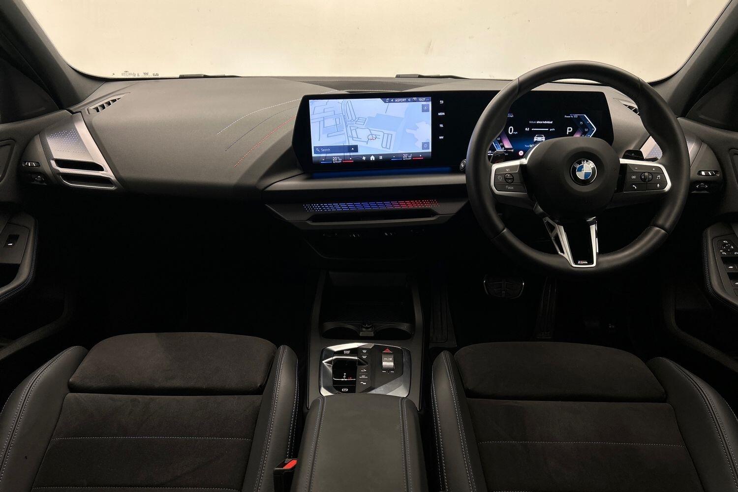 BMW 1 Series view 5