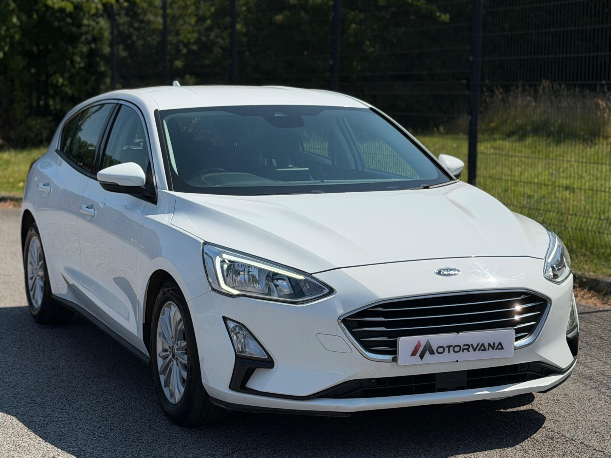 Ford Focus view 6