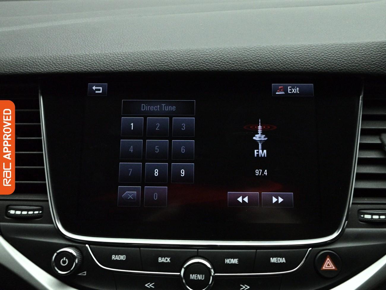 Vauxhall Astra view 17
