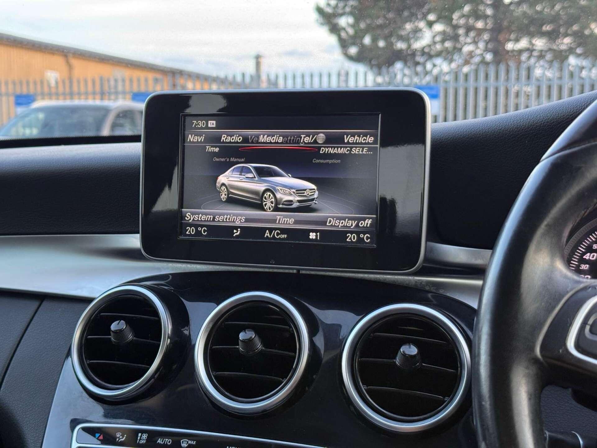 Mercedes-Benz C Class view 71