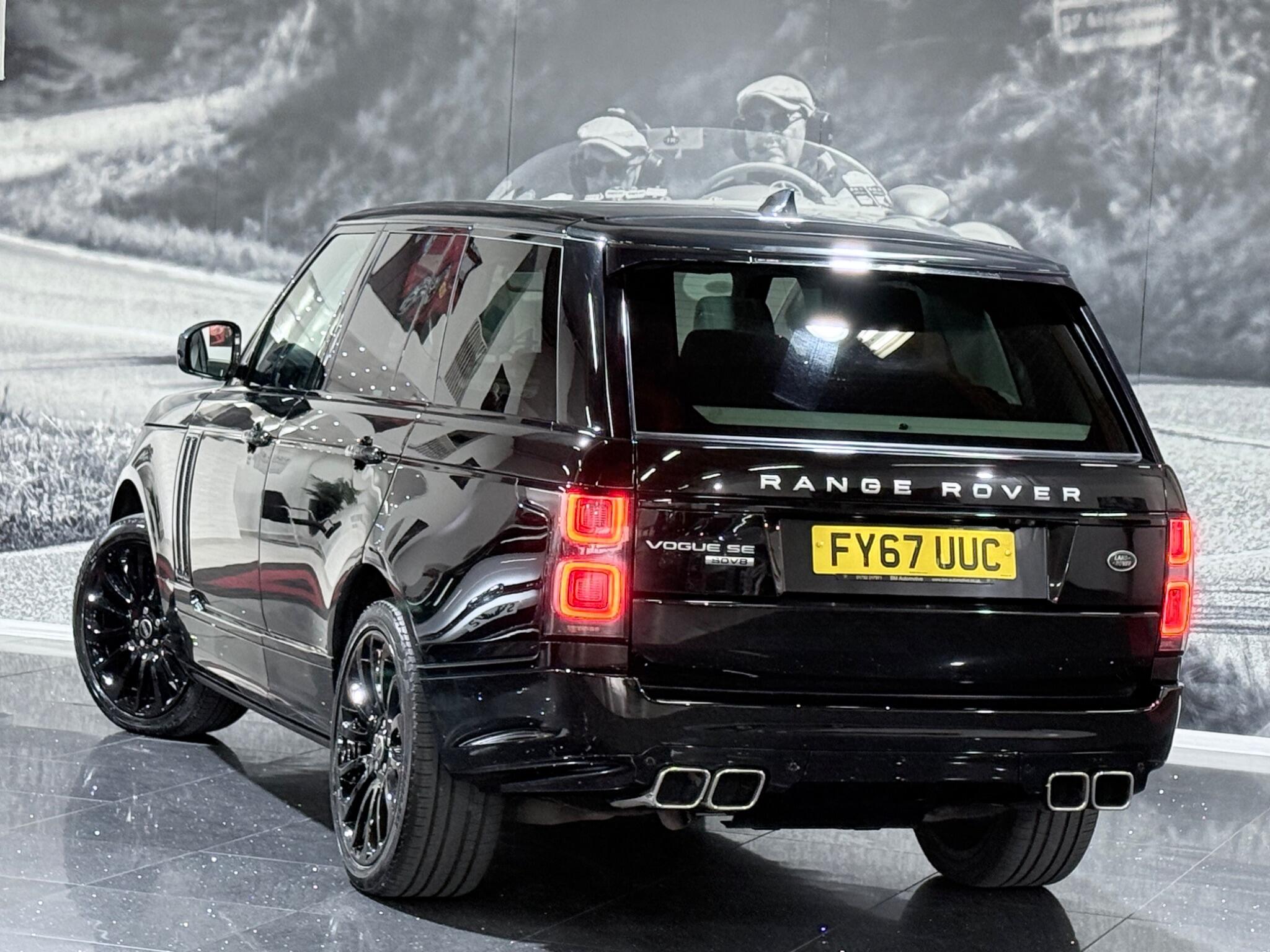 Land Rover Range Rover view 25