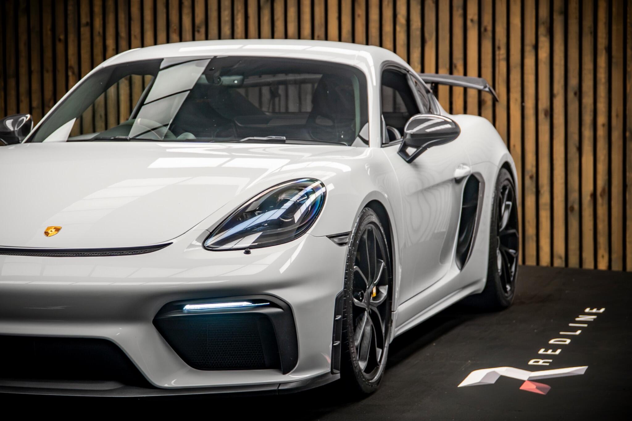 Porsche Cayman view 13