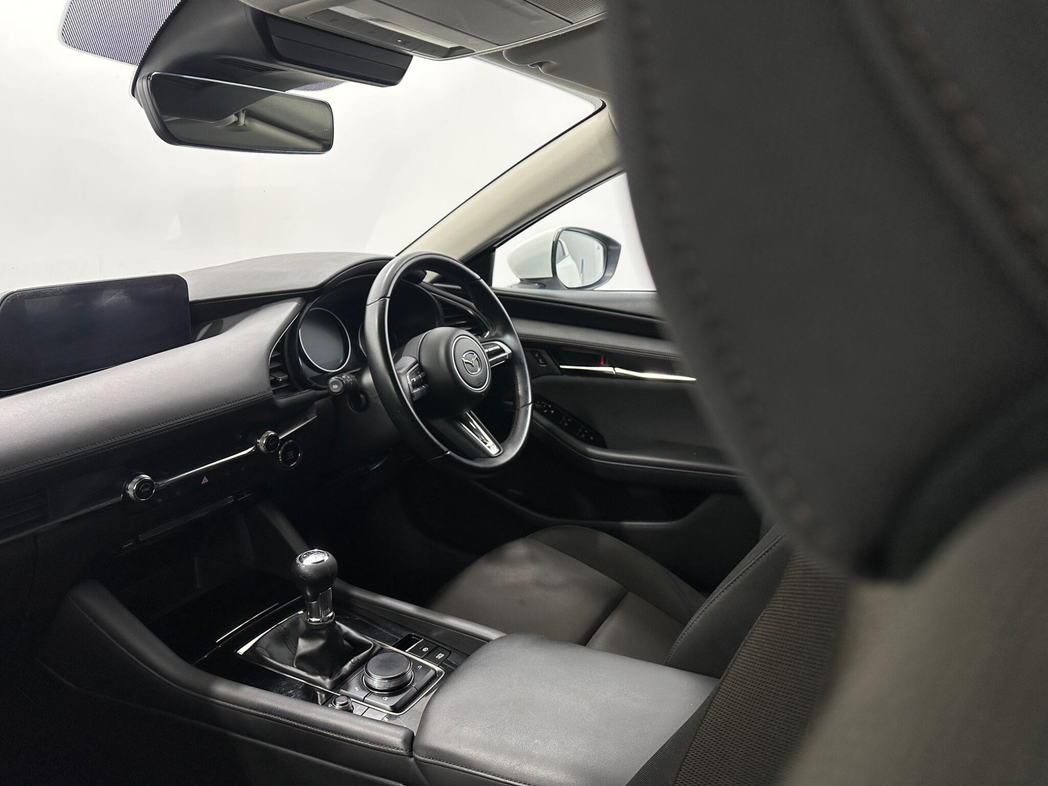 Mazda Mazda3 view 30