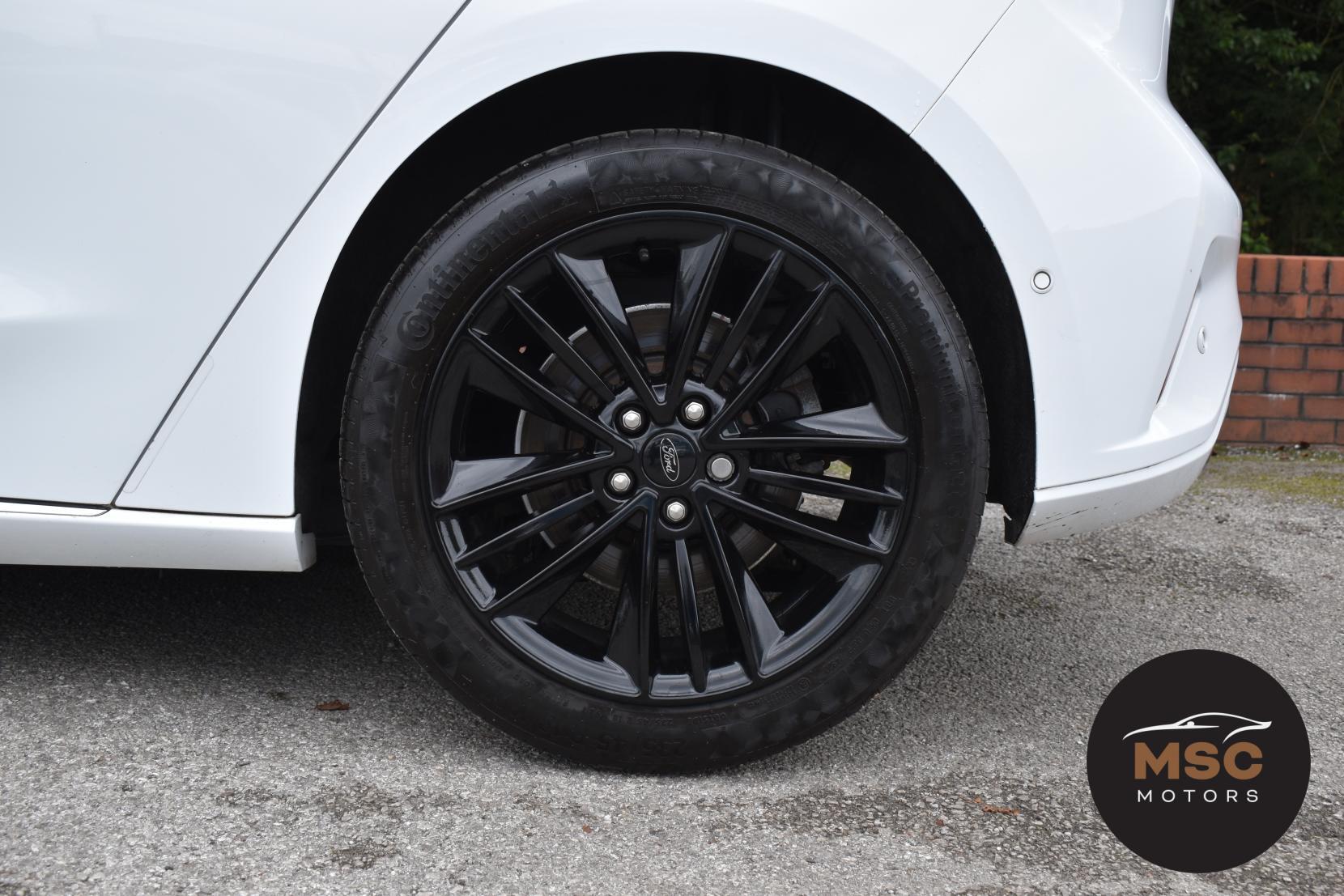 Ford Focus view 27
