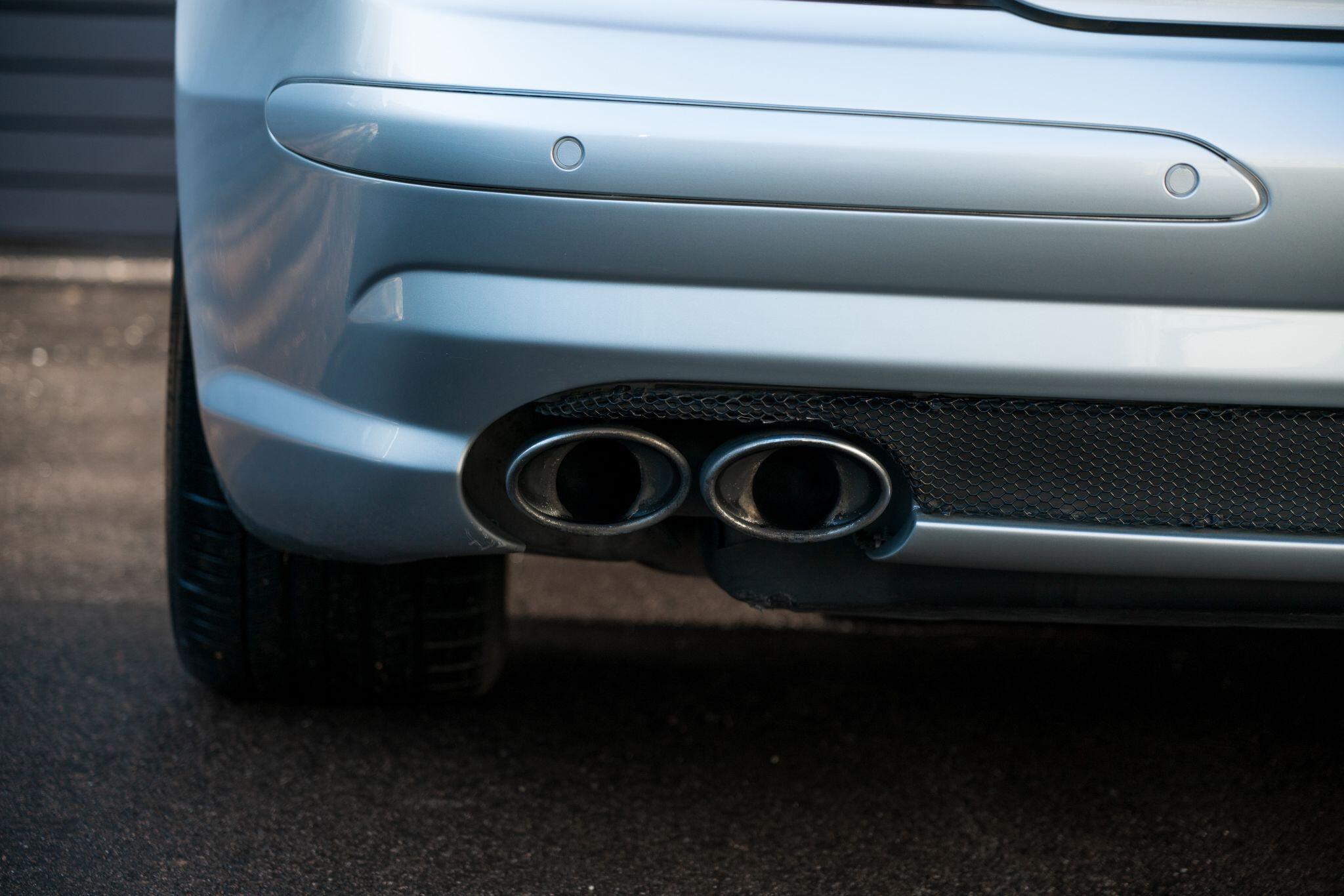 Mercedes-Benz SL view 21