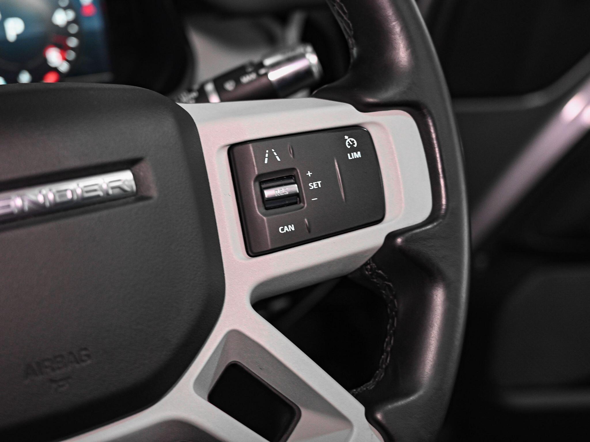 Land Rover Defender view 9