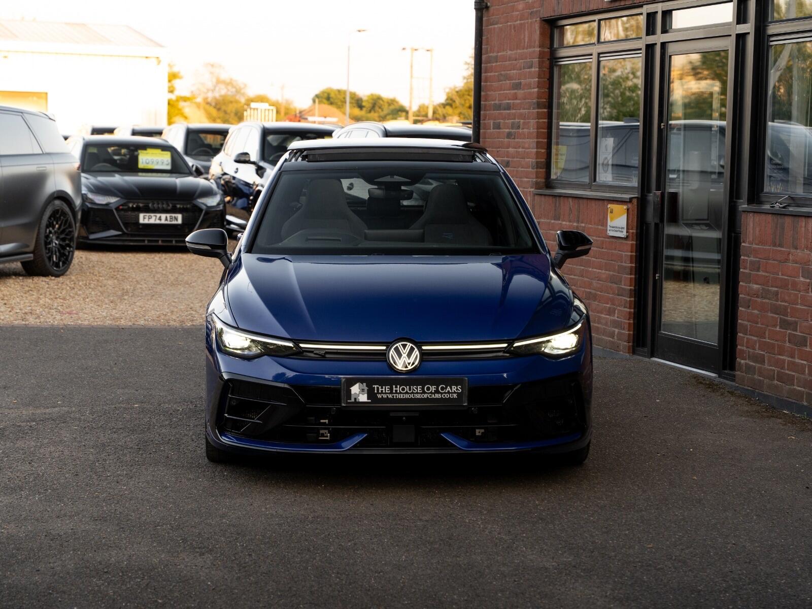 Volkswagen Golf view 16