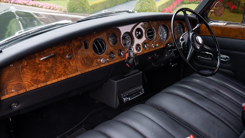Rolls-Royce Phantom view 20
