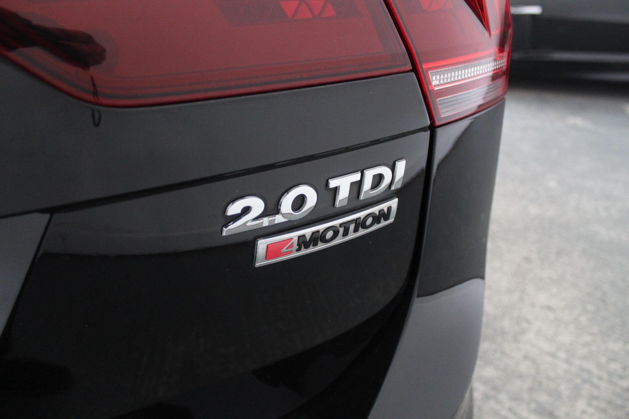 Volkswagen Tiguan view 20