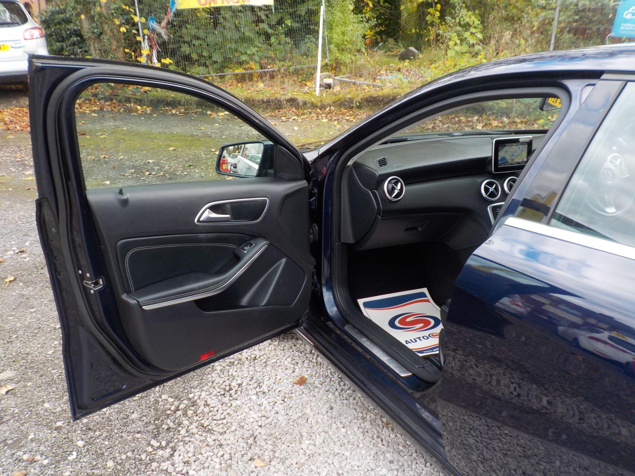 Mercedes-Benz A Class 1.6 A160 SE Euro 6 (s/s) 5dr