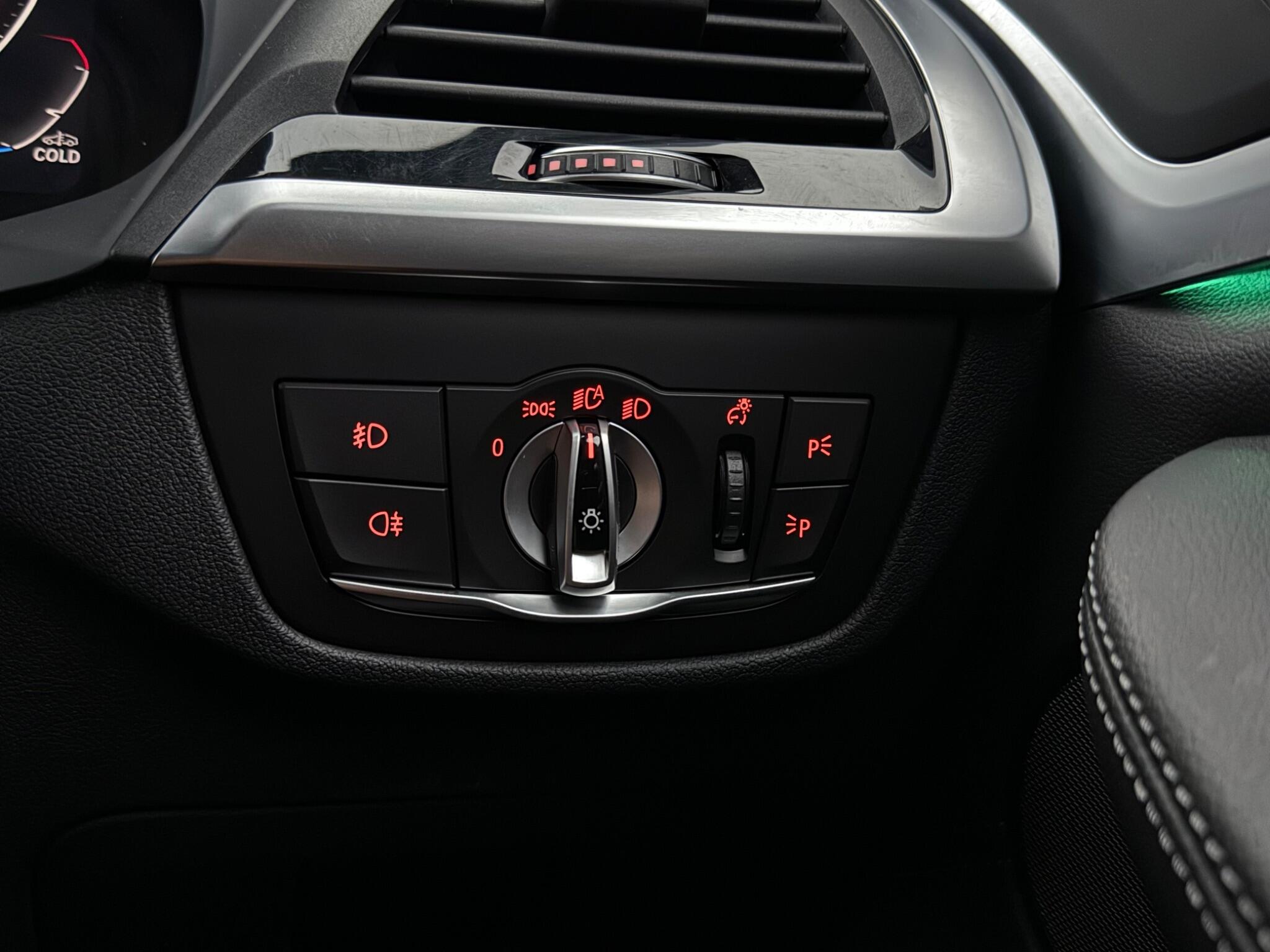 BMW X3 view 23