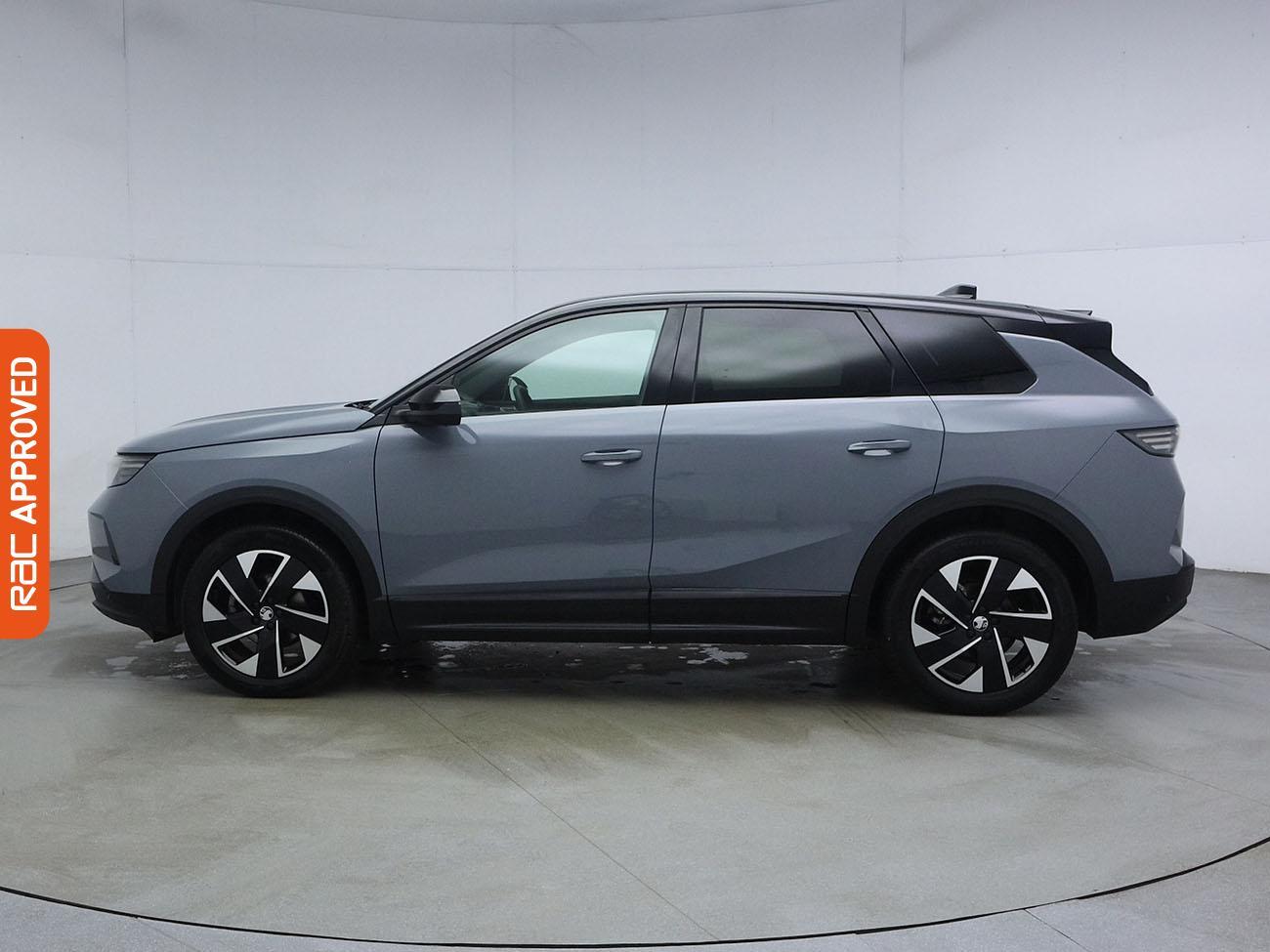 Vauxhall Grandland view 33