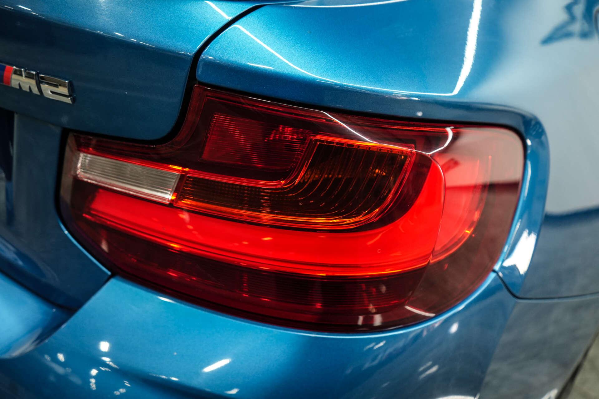 BMW M2 view 10