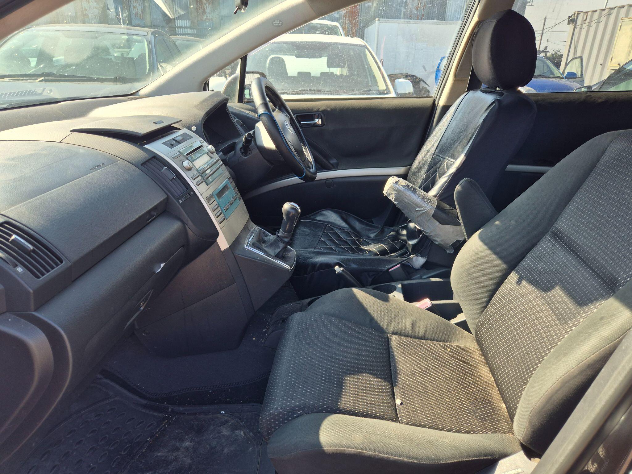 Toyota Corolla Verso view 7