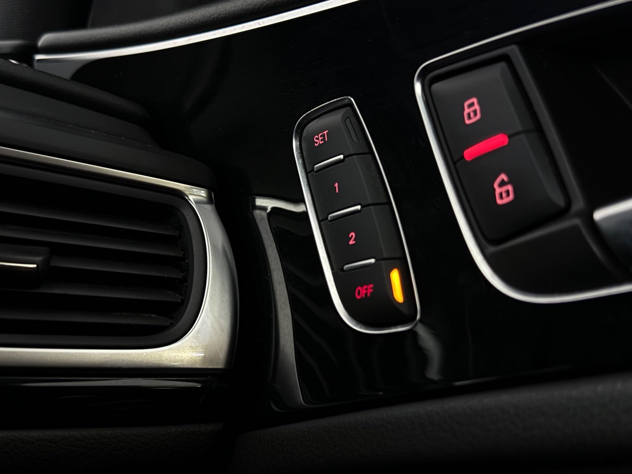 Audi A6 view 22