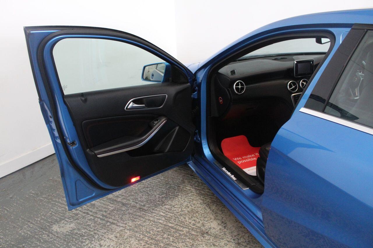 Mercedes-Benz A-Class view 30