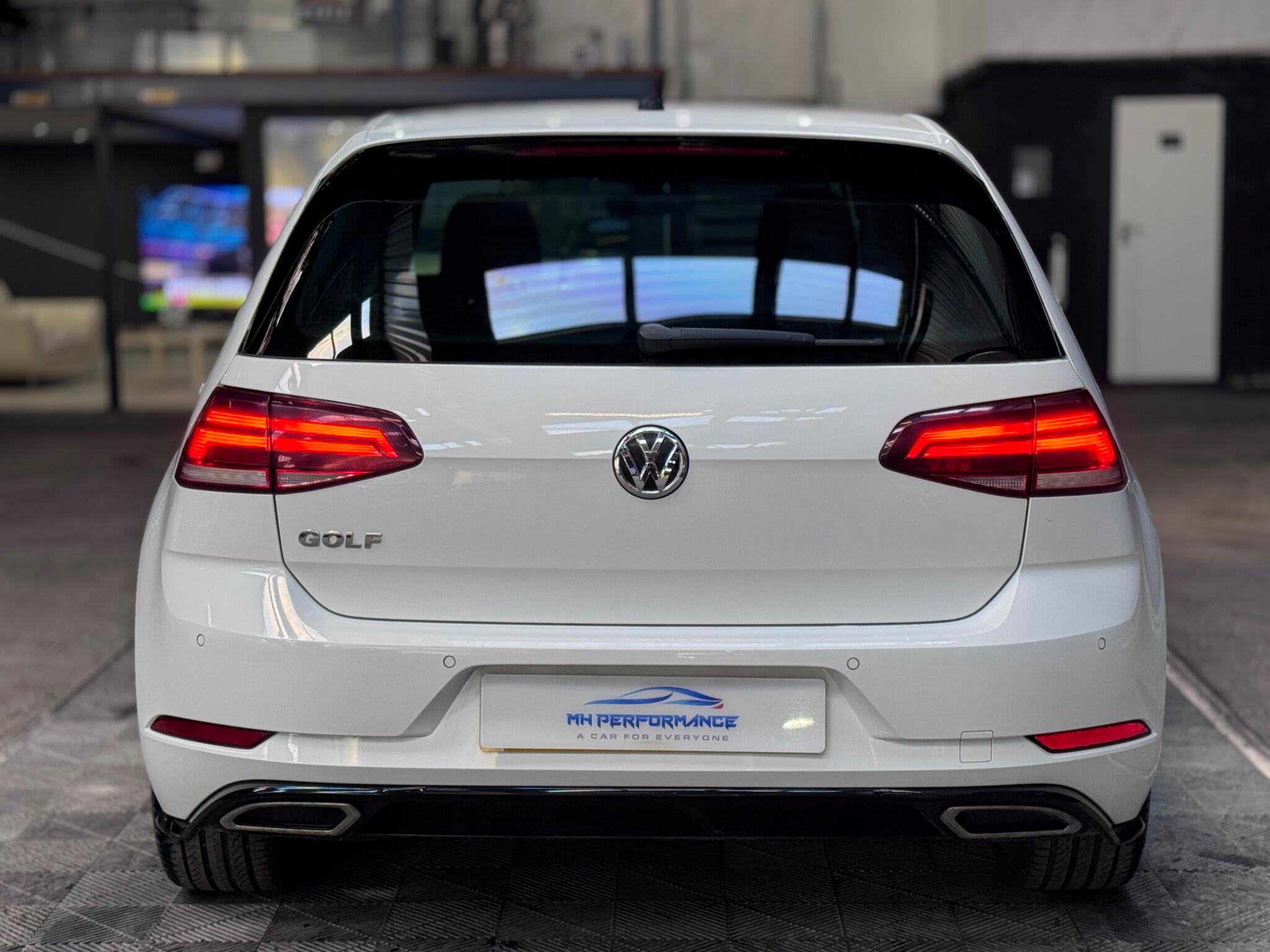 Volkswagen Golf view 28