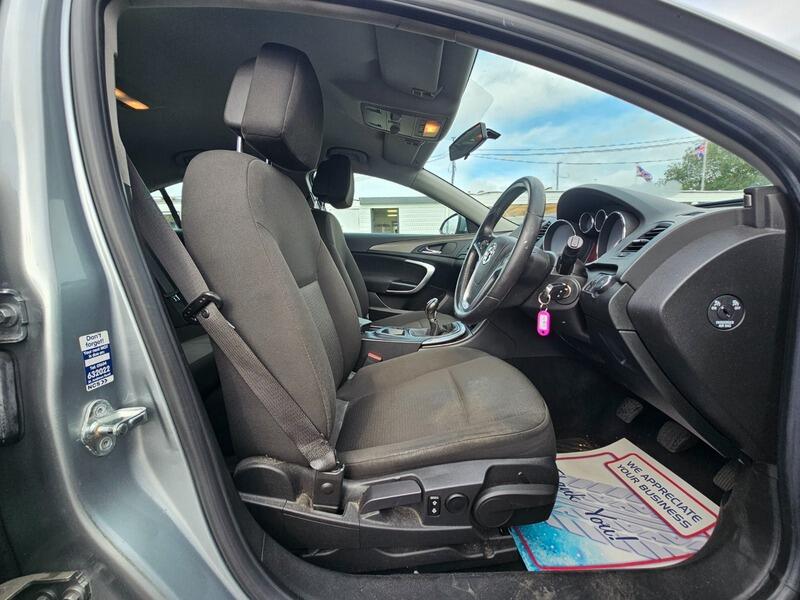 2010 Vauxhall Insignia 2.0 CDTi S Euro 5 5dr • 75,000 miles image 9