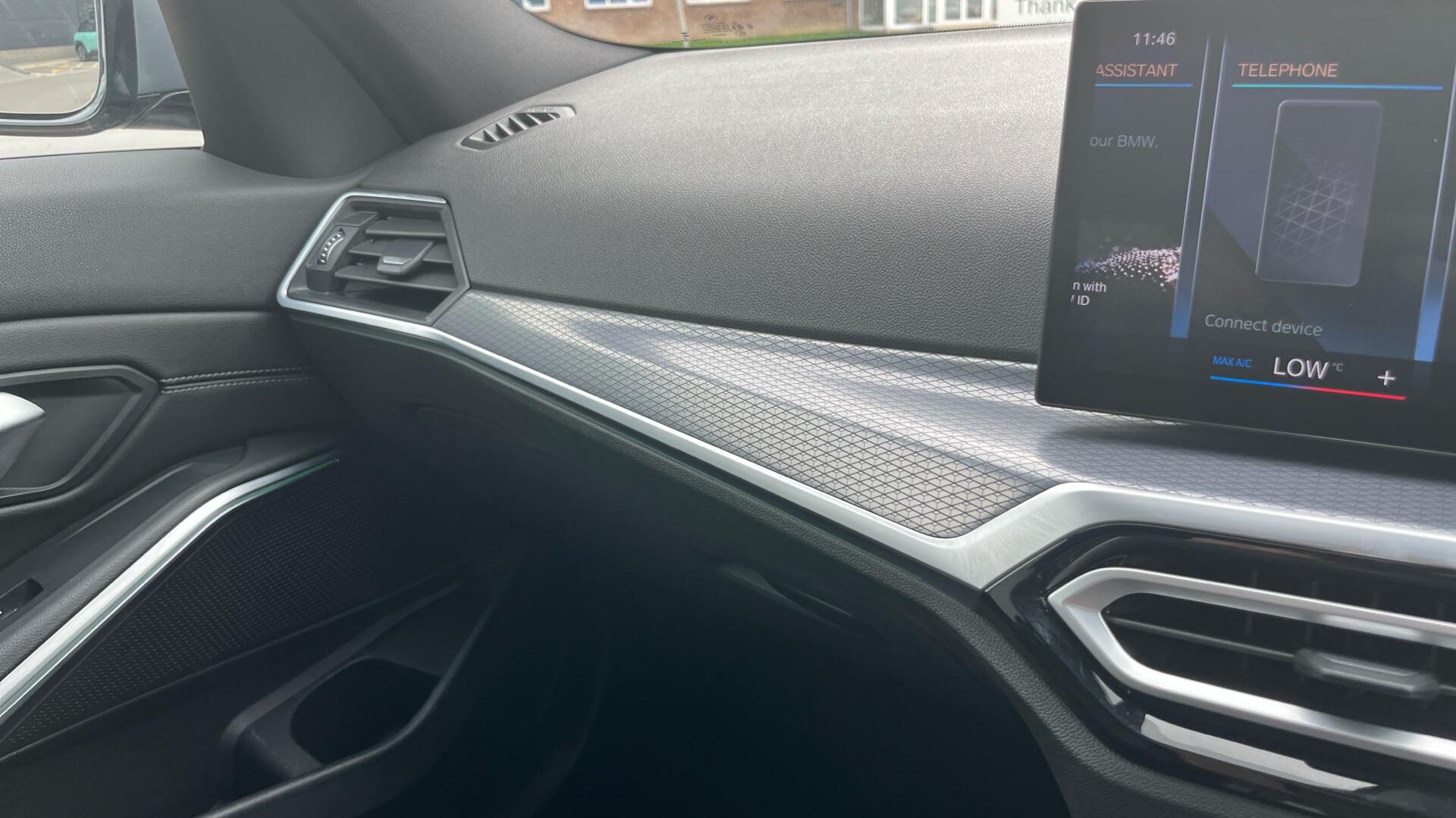 BMW 3 Series view 53