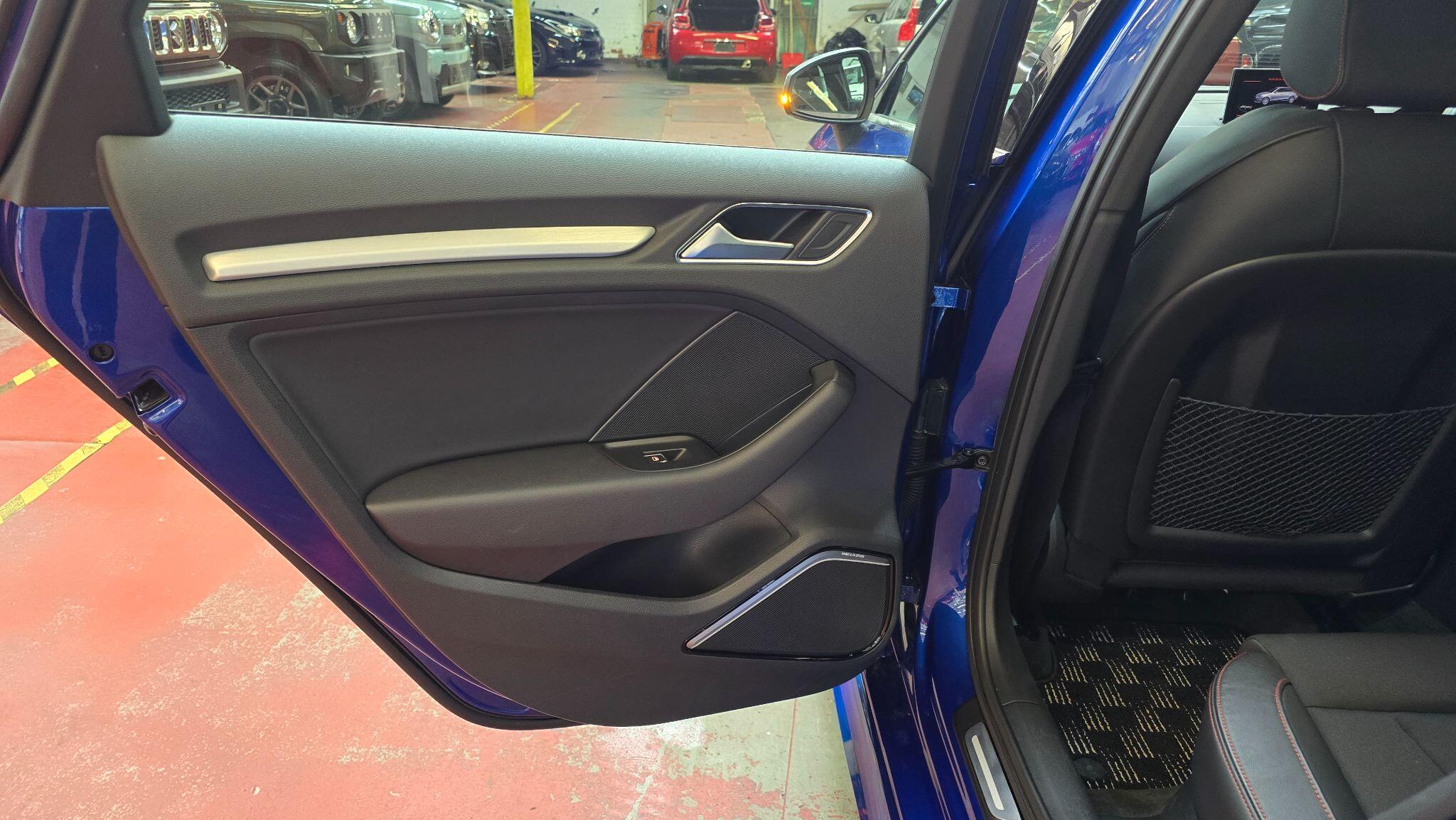 Audi S3 view 27