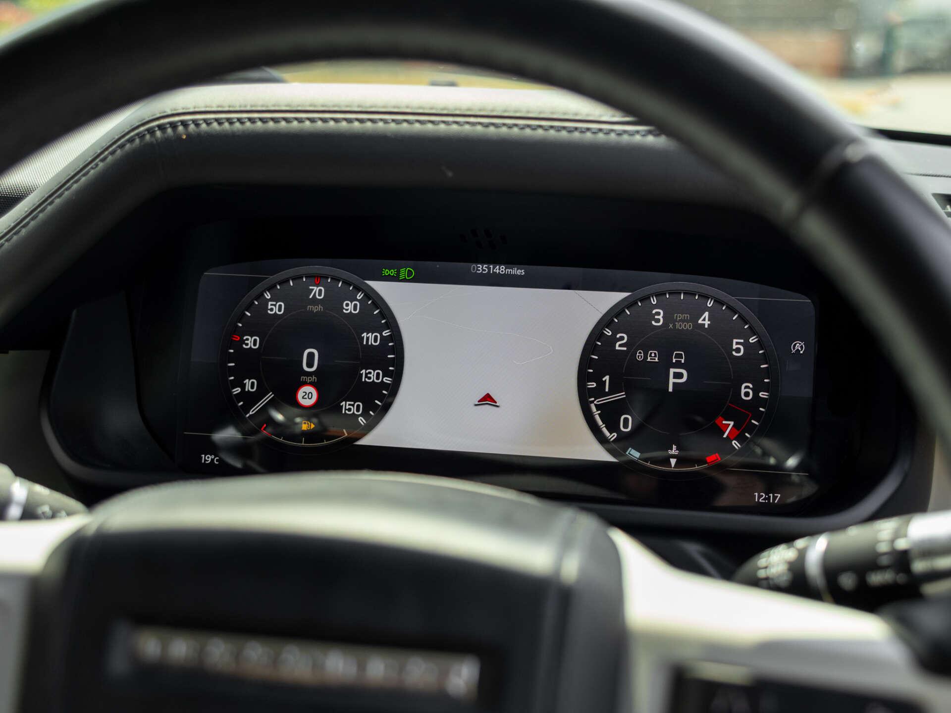Land Rover Defender view 9