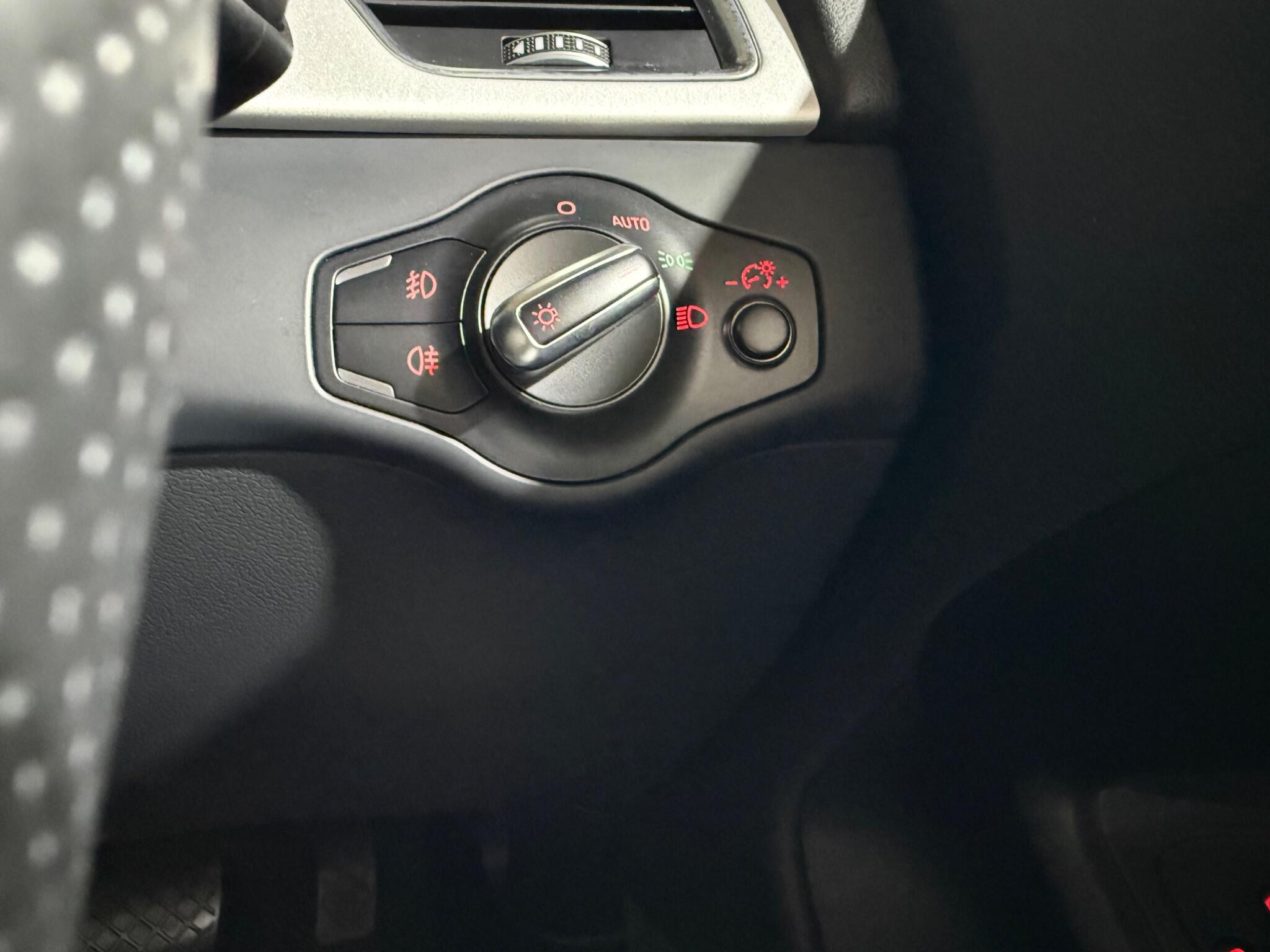 Audi A5 Cabriolet view 30