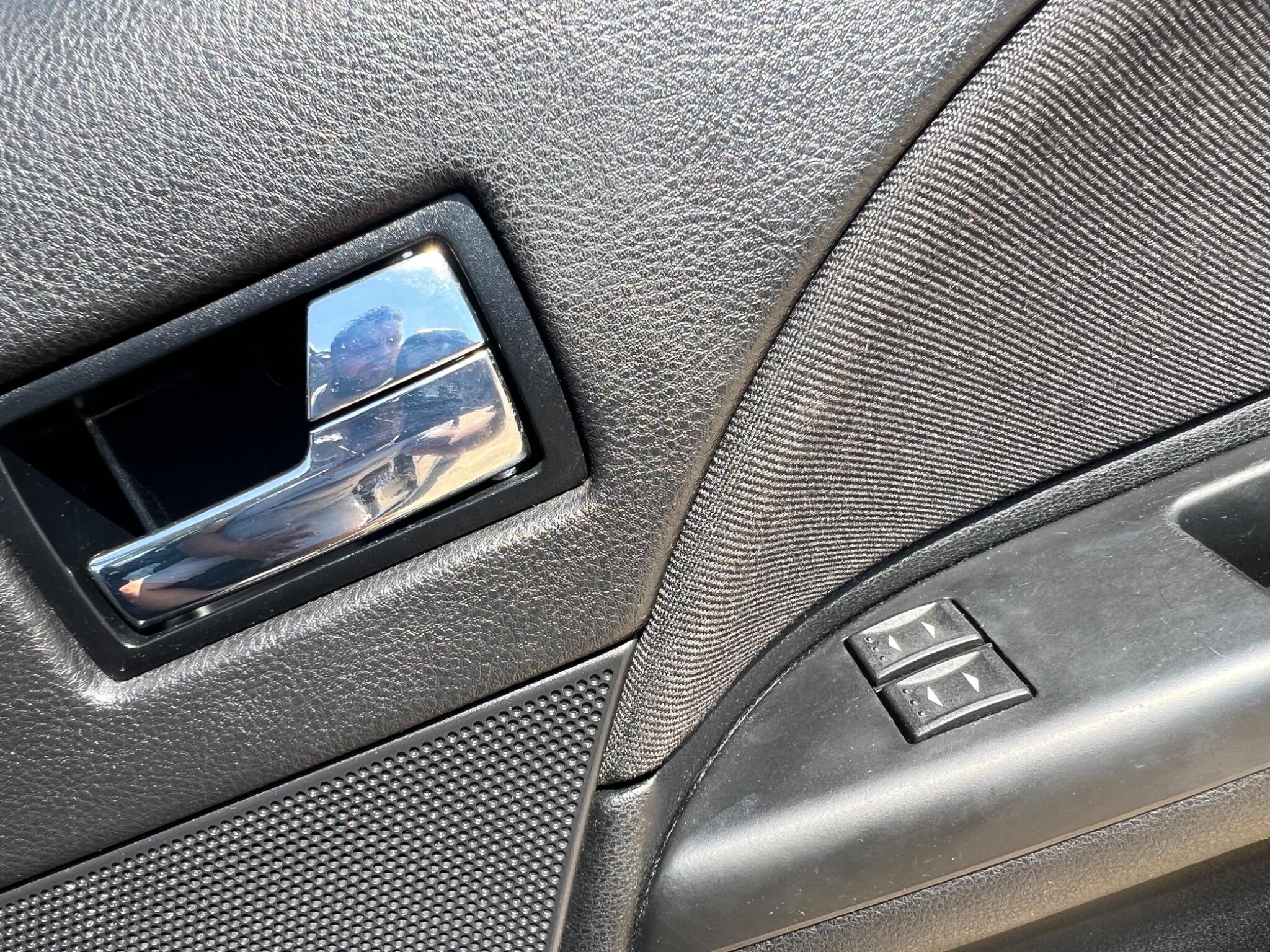 Ford Mondeo view 26