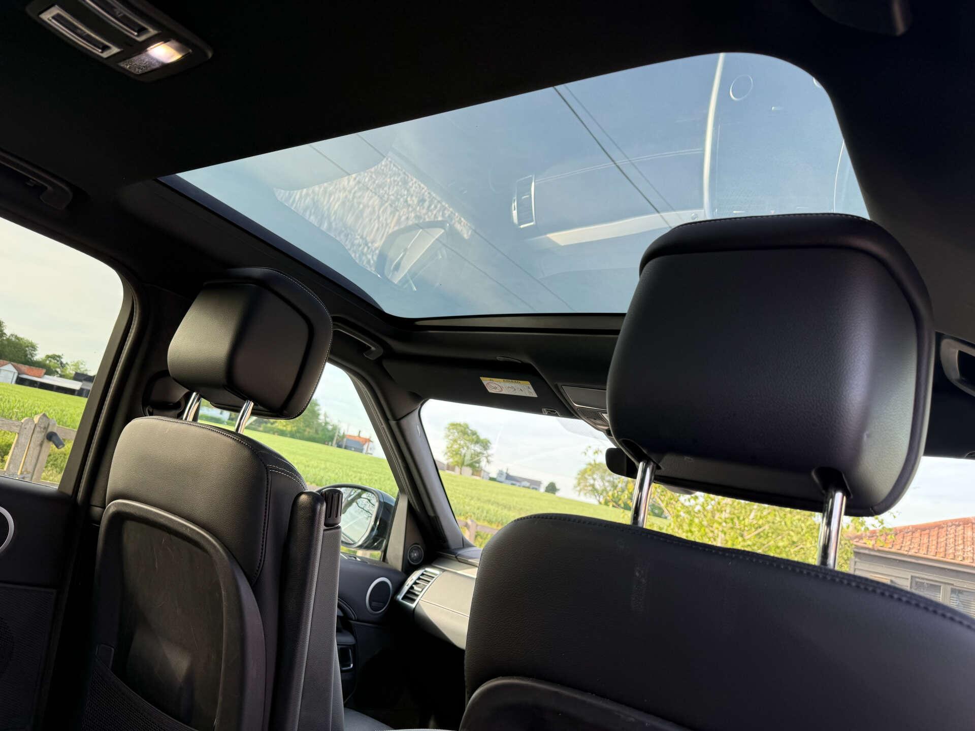 Land Rover Discovery view 21