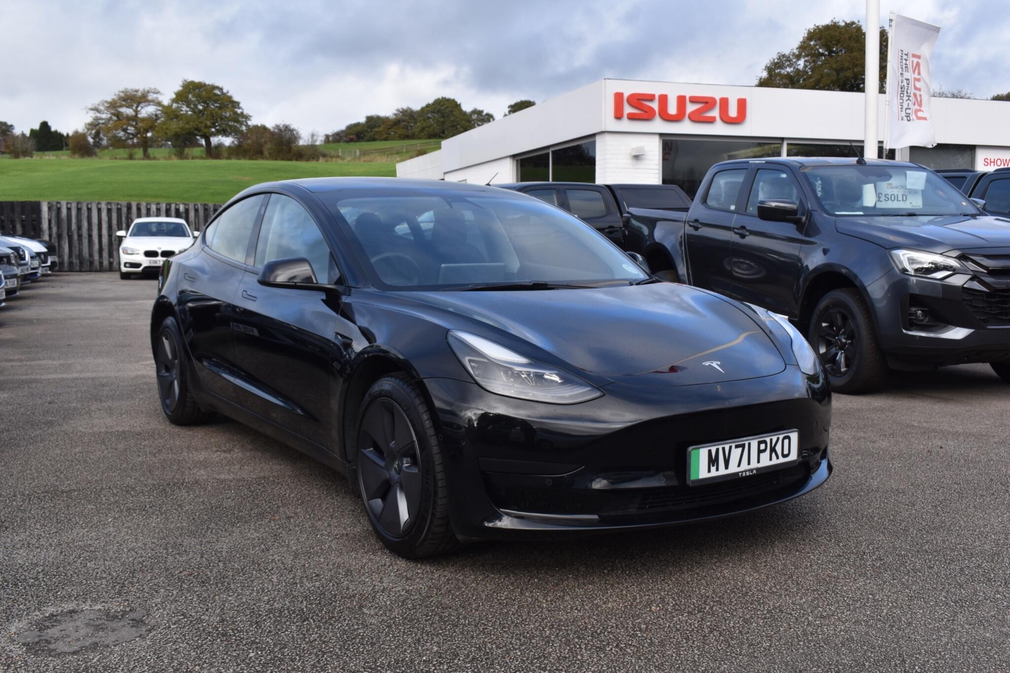 Model 3 - Standard Range Plus Auto RWD 4dr - Image 6
