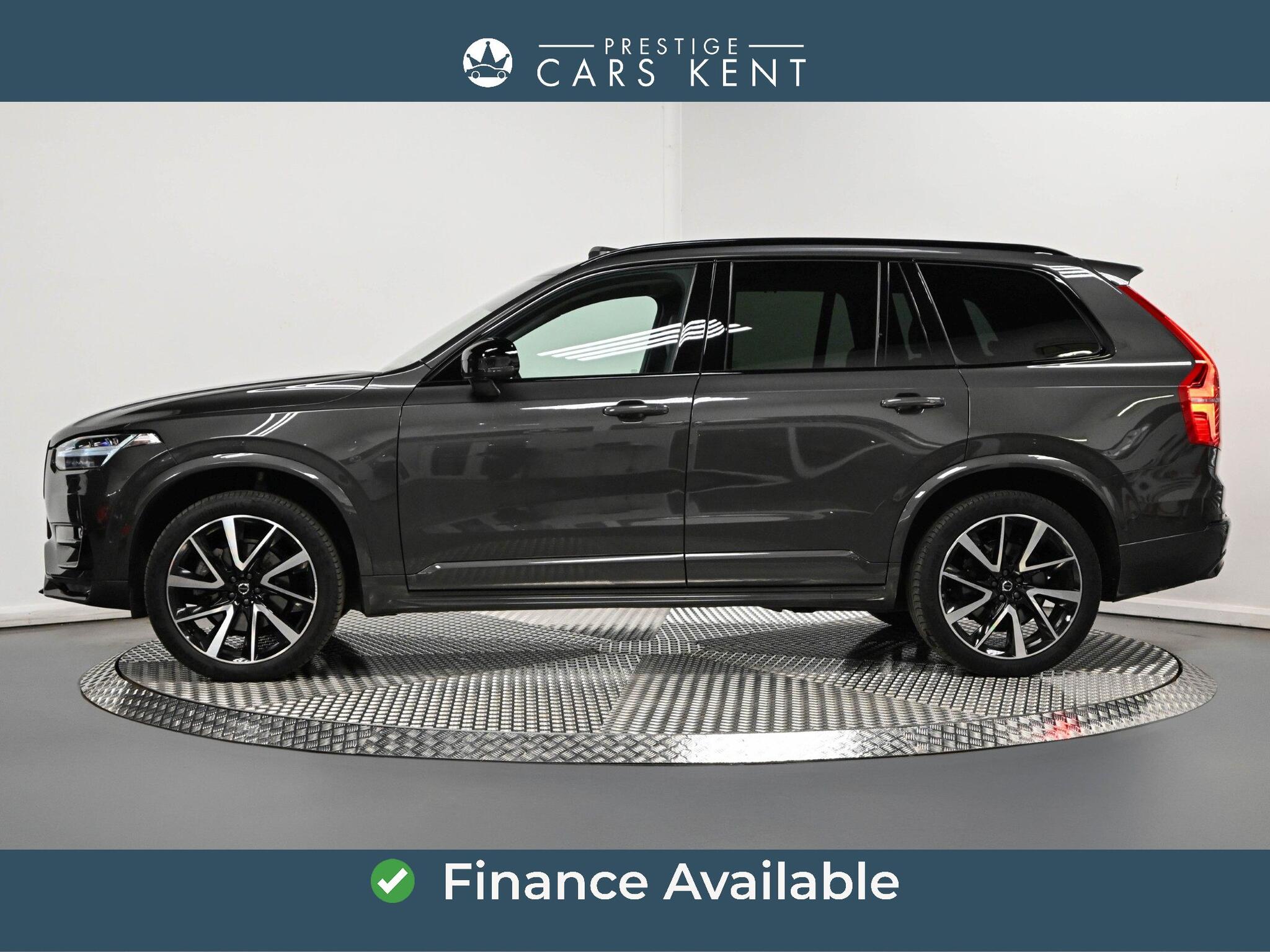 Volvo XC90 view 4