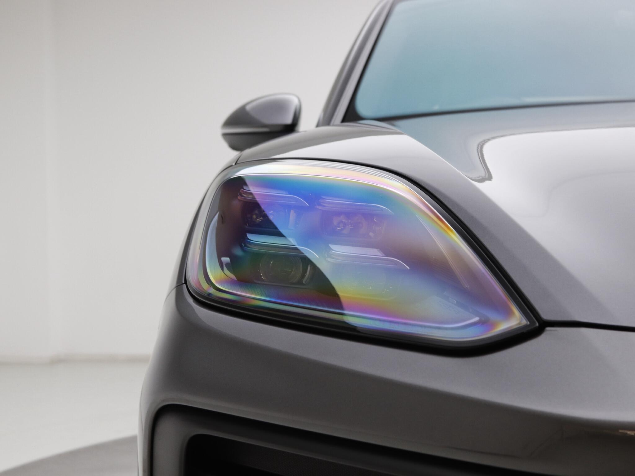 Porsche Cayenne view 7