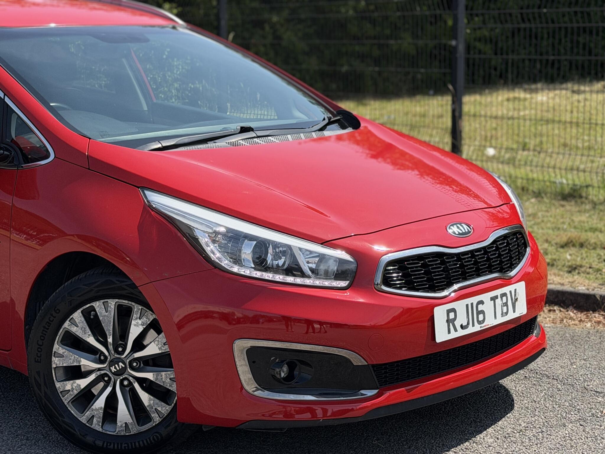 Kia Ceed view 6