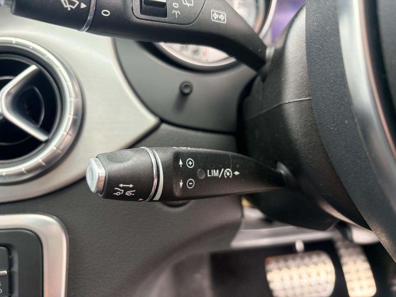 Mercedes-Benz Cla view 32