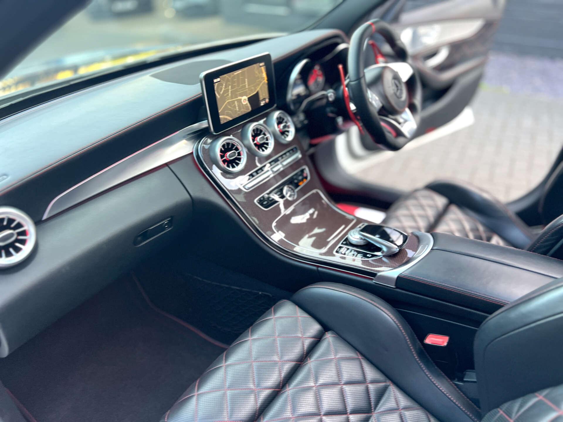 Mercedes-Benz C Class view 41