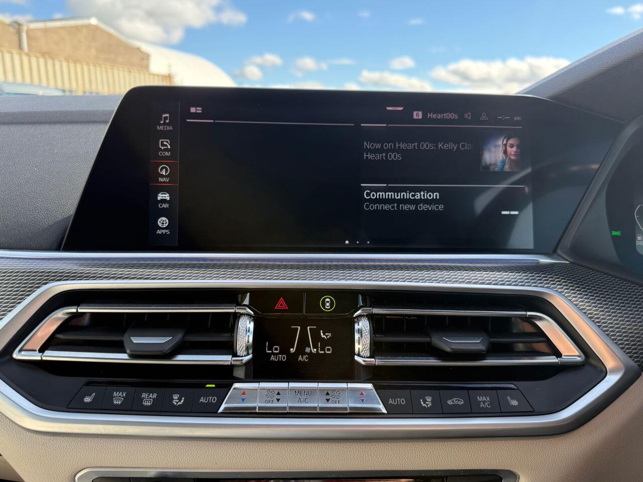 BMW X5 view 42