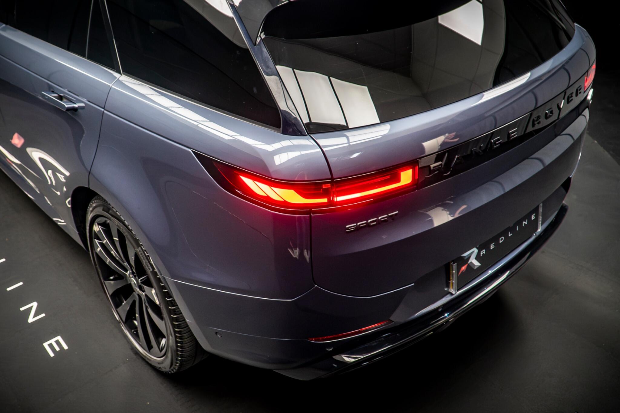 Land Rover Range Rover Sport view 18