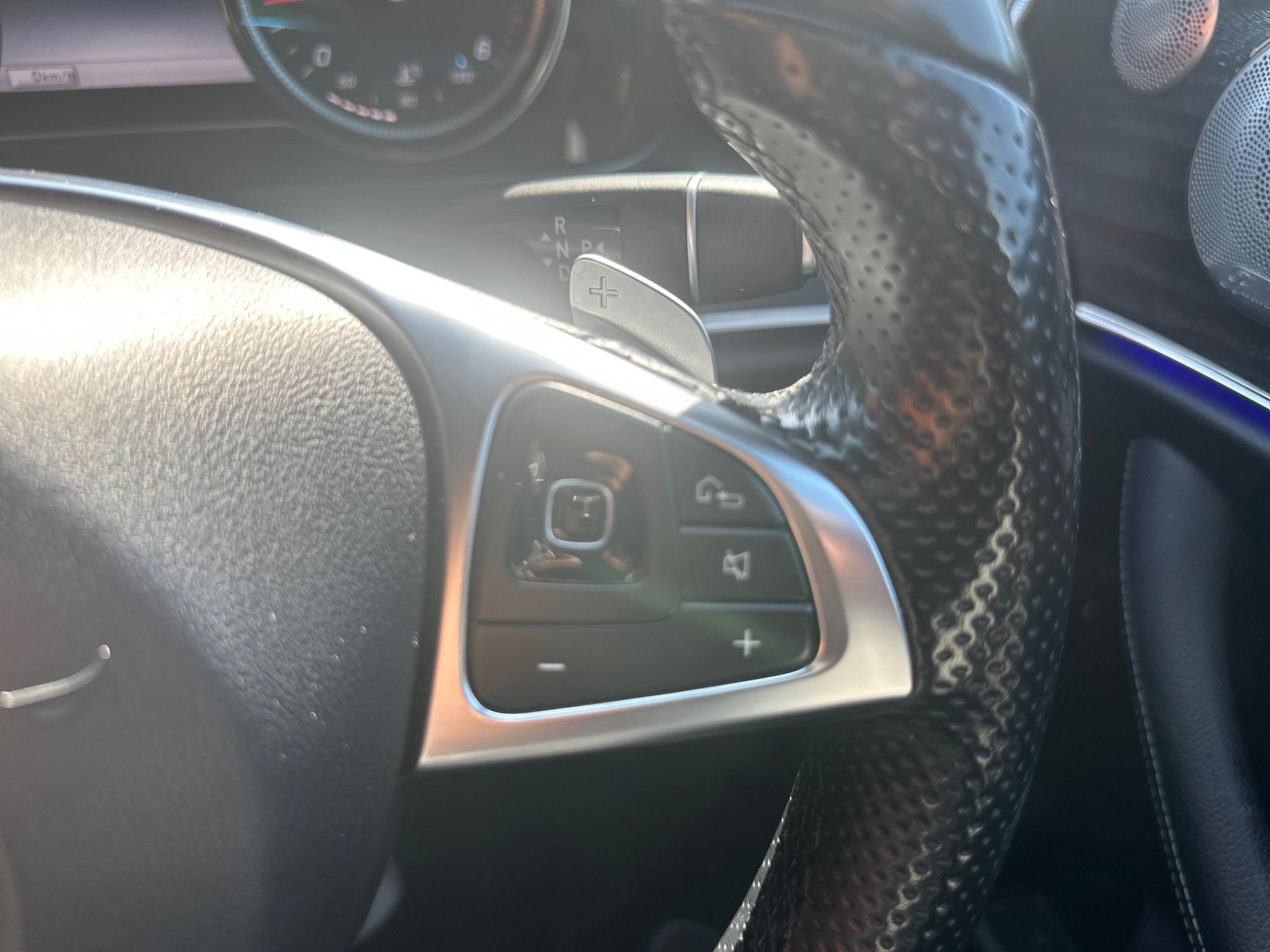 Mercedes-Benz E Class view 21