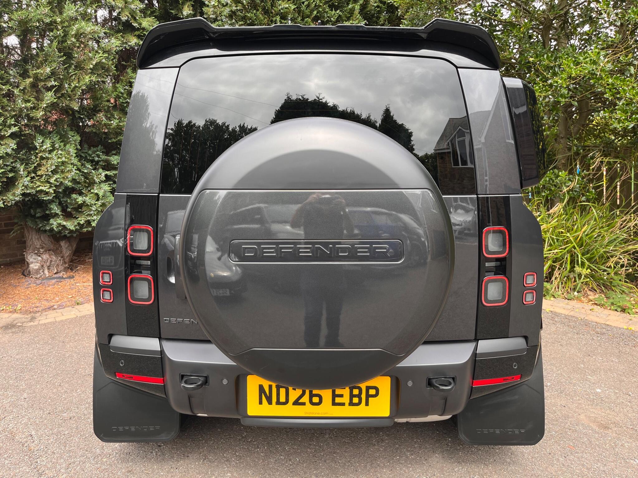 Land Rover Defender view 13