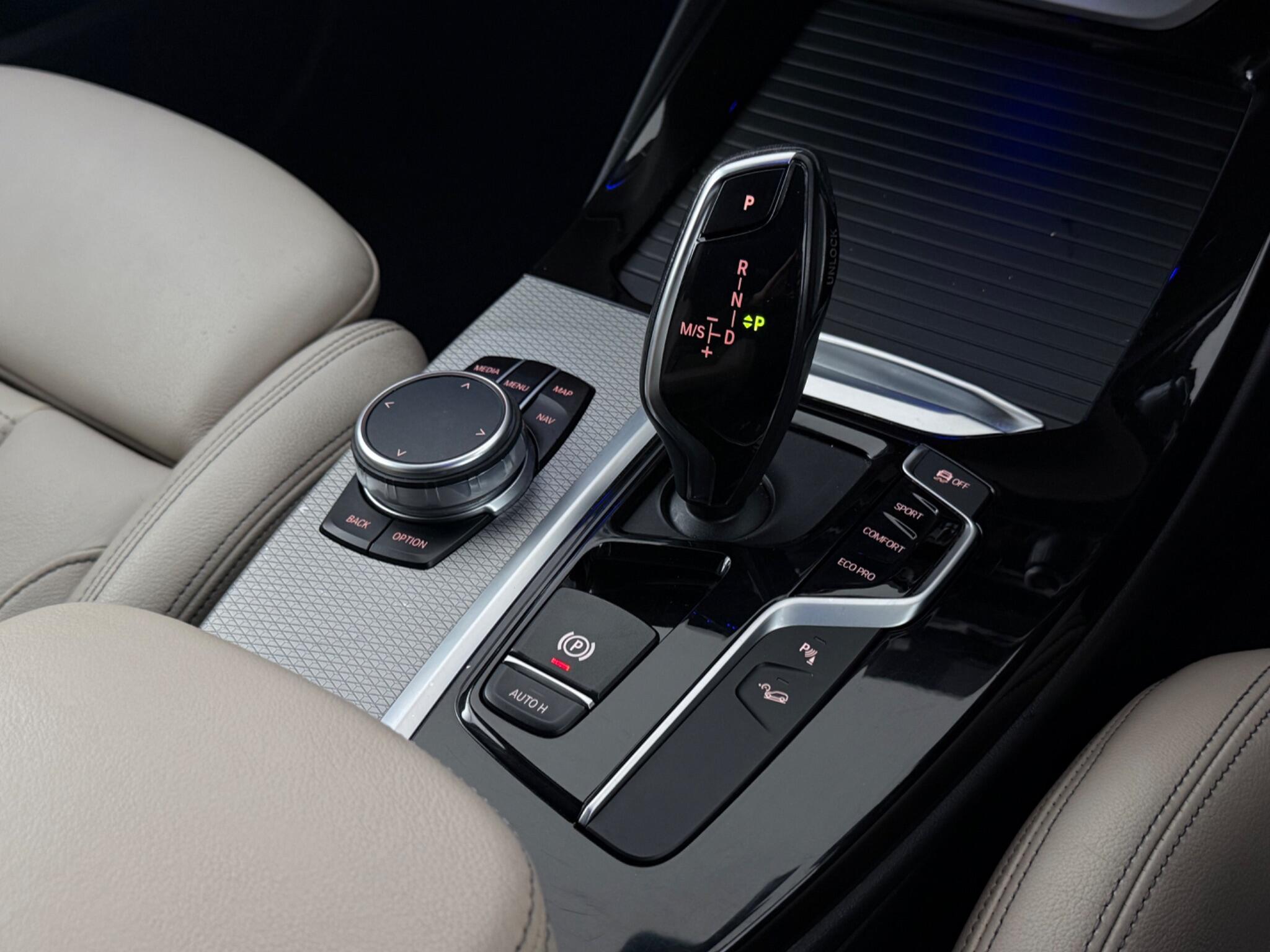 BMW X3 view 18