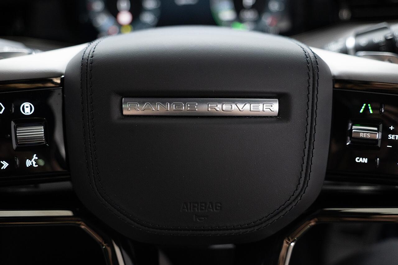 Land Rover Range Rover Evoque view 8