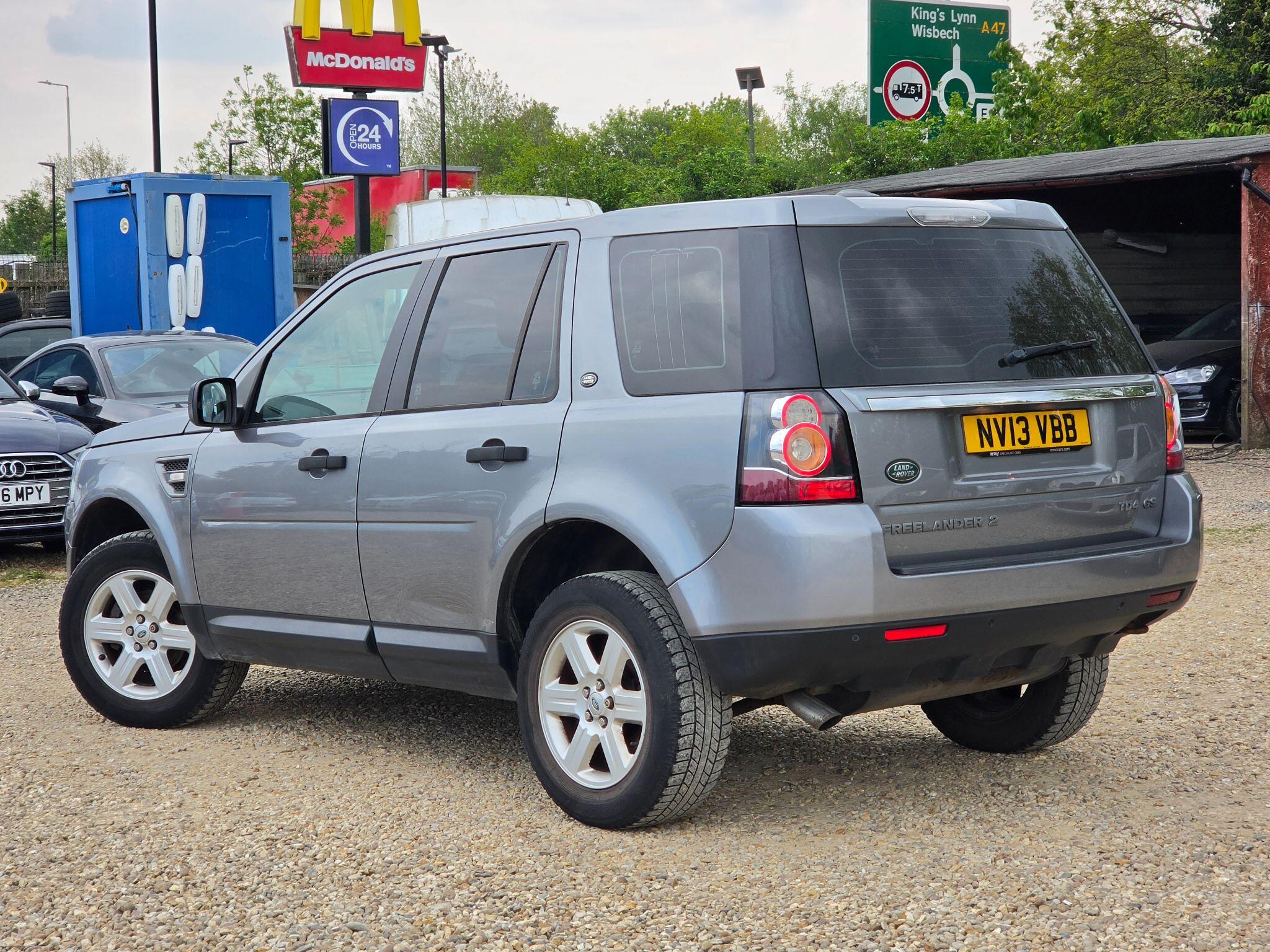 Land Rover Freelander 2 view 4